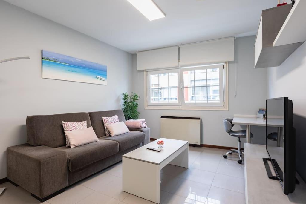 Piso Moderno Completo 2 * Marin